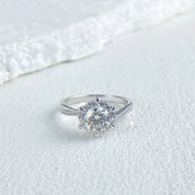 Ouro 14k/18k, Prata 925, Moissanite, Zircônias de alta pureza.