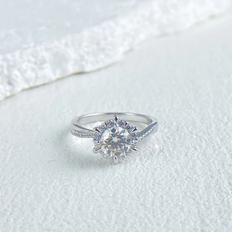 Ouro 14k/18k, Prata 925, Moissanite, Zircônias de alta pureza.