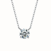 Material: Prata 925.
Pedra: Moissanita 3,0 cts (quilates).