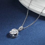 Prata 925.
Pedra: Moissanita 1,0 ct (quilate).